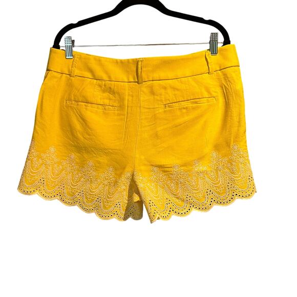 Ann Taylor Loft Size 10 Linen Blend Dressy Shorts Yellow Eyelet Summer Micro - Picture 2 of 10